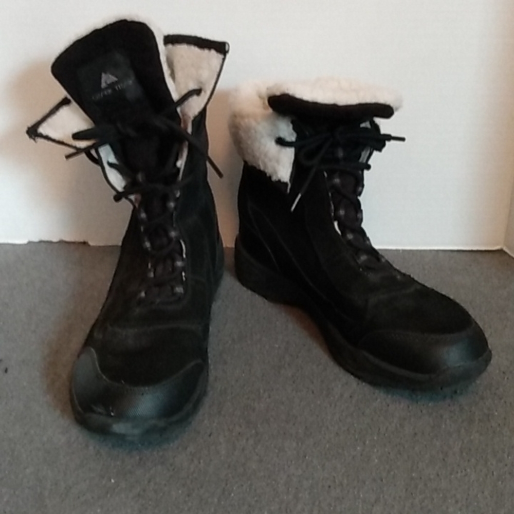 Ozark Trail women's winter boots